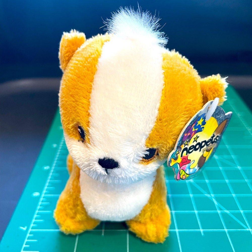 Neopets Brown Doglefox Plushie from Limited Too circa 2005 NWT